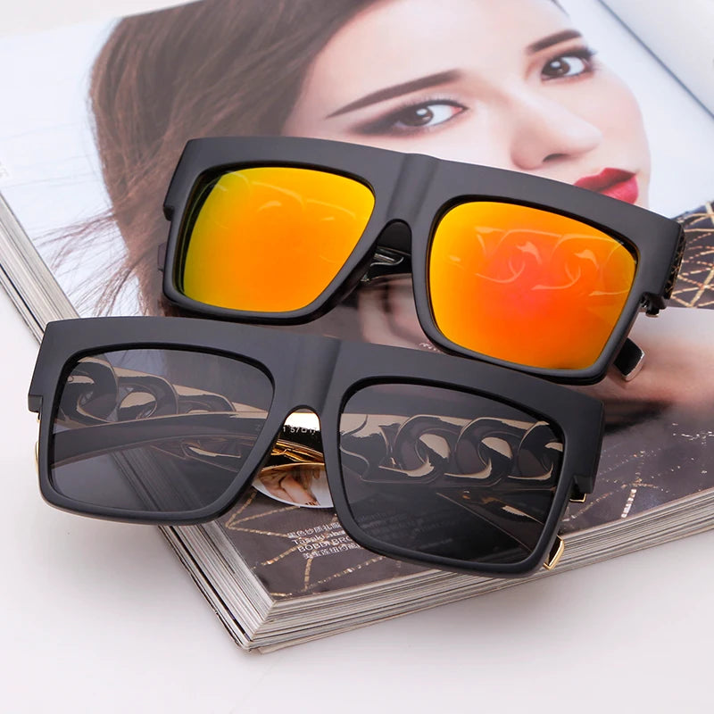 2025 Oversized Hip Hop Sunglasses Men Women Brand Design Flat Top Retro Square Black Sun Glasses Gold Plastic Chain Frame OM725