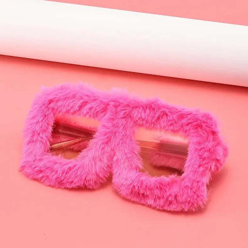 Oversized Square Women Sunglasses New Fashion Furrry Frame Gradient Shades Eyewear Retro Brand Design Winter Sun Glasses 2025
