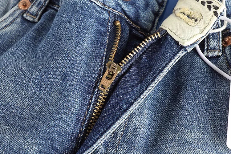 13oz Embroidery Light Blue Washed Denim Jeans for Men 2025 Spring Fashion Fit Straight Pants Clothes Youth Male Casual Trousers