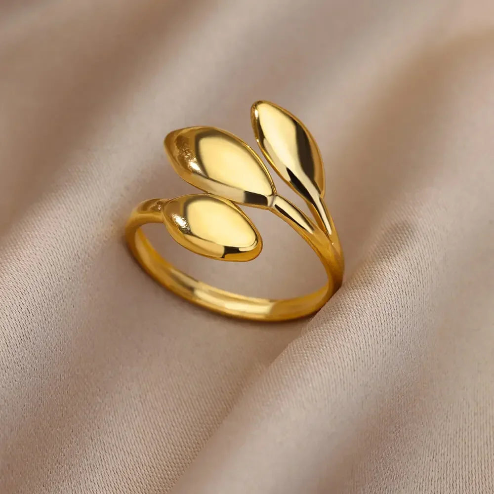 Women's Stainless Steel Heart Ring Gold Waterproof