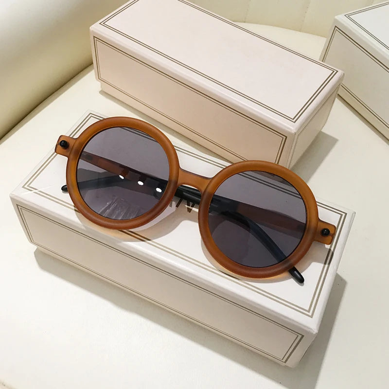 Retro Gray Pink Lens Round Sunglasses Women 2025 Brand Trendy Shiny Circle Frame Men Spectacle Plain Eyewear Shades Sun Glasses