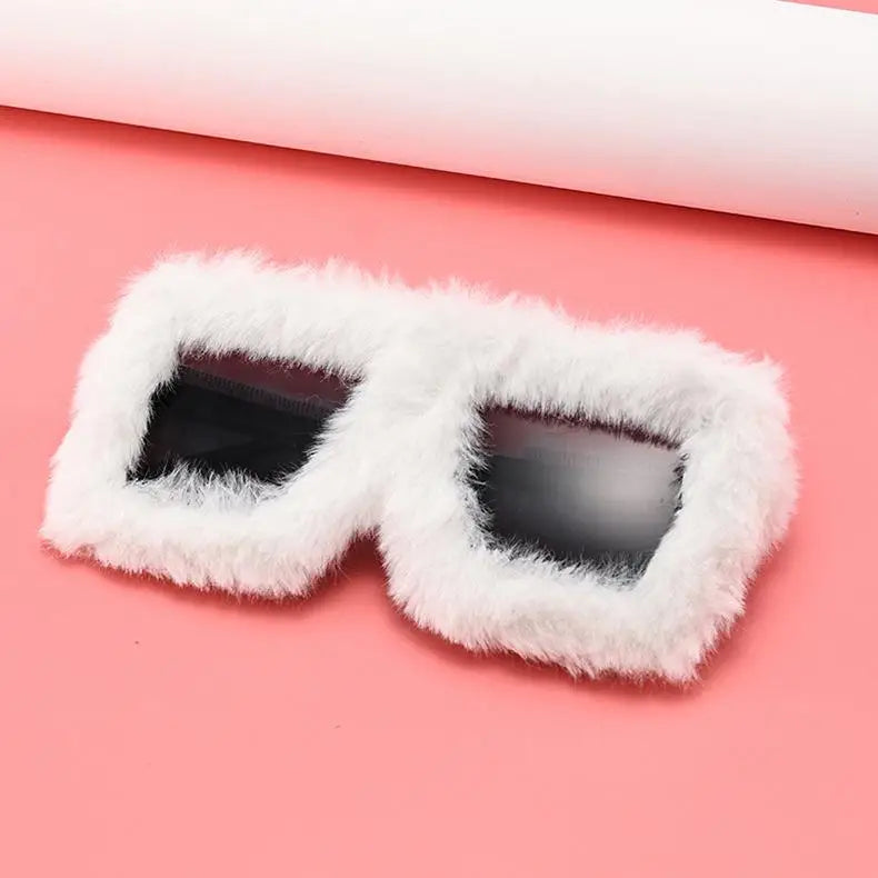 Oversized Square Women Sunglasses New Fashion Furrry Frame Gradient Shades Eyewear Retro Brand Design Winter Sun Glasses 2025