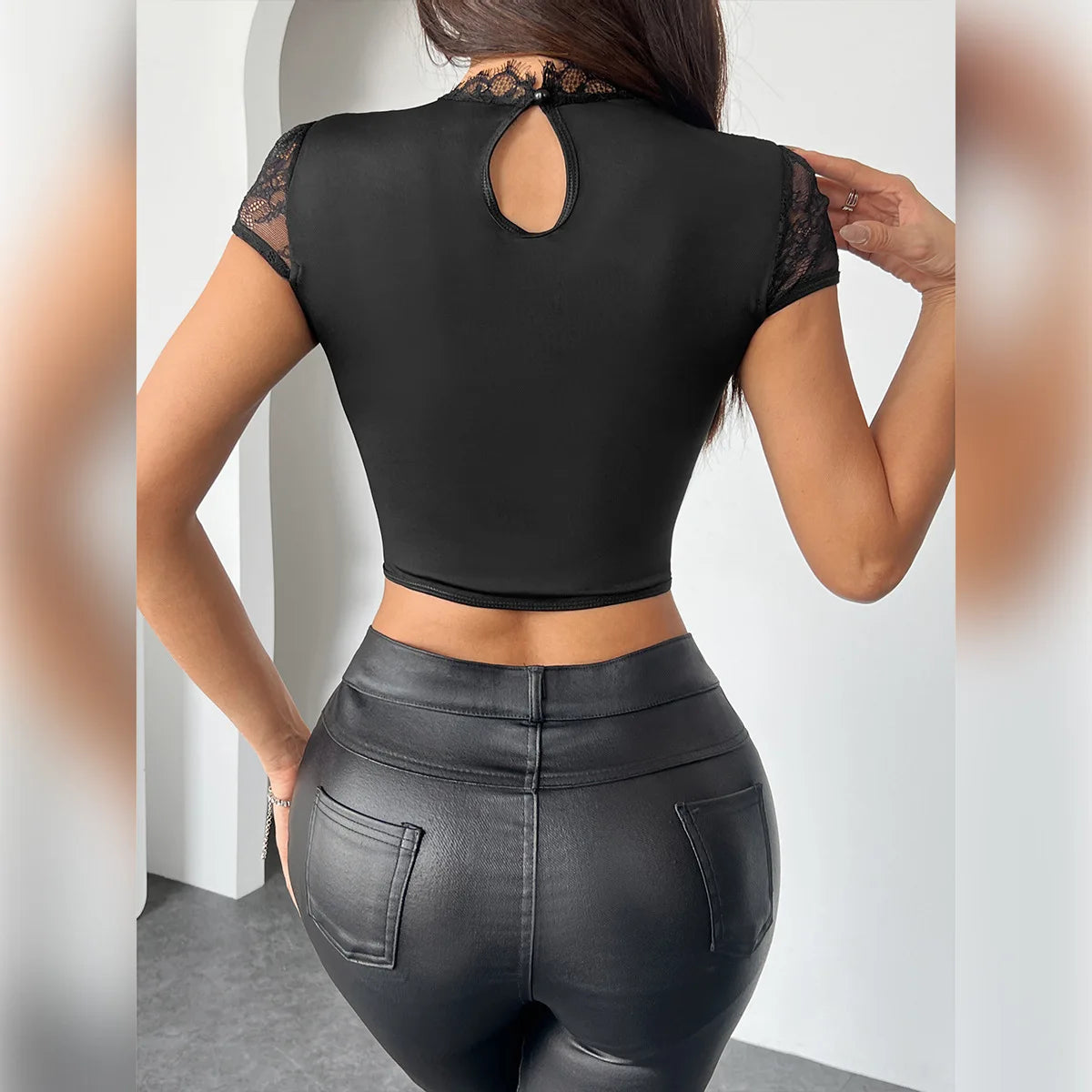 Fashion Black Lack Mesh Crop Tops Elegant Women Camisole 2025 Summer Fit Tank Top Sexy Lingerie Go Out Wear Corset Woman Clothes