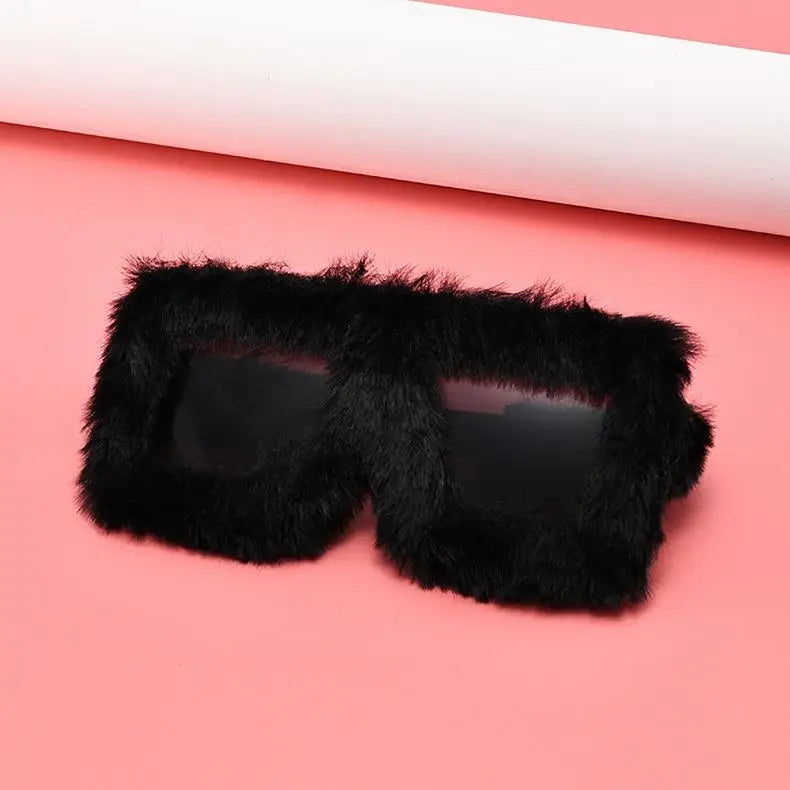 Oversized Square Women Sunglasses New Fashion Furrry Frame Gradient Shades Eyewear Retro Brand Design Winter Sun Glasses 2025