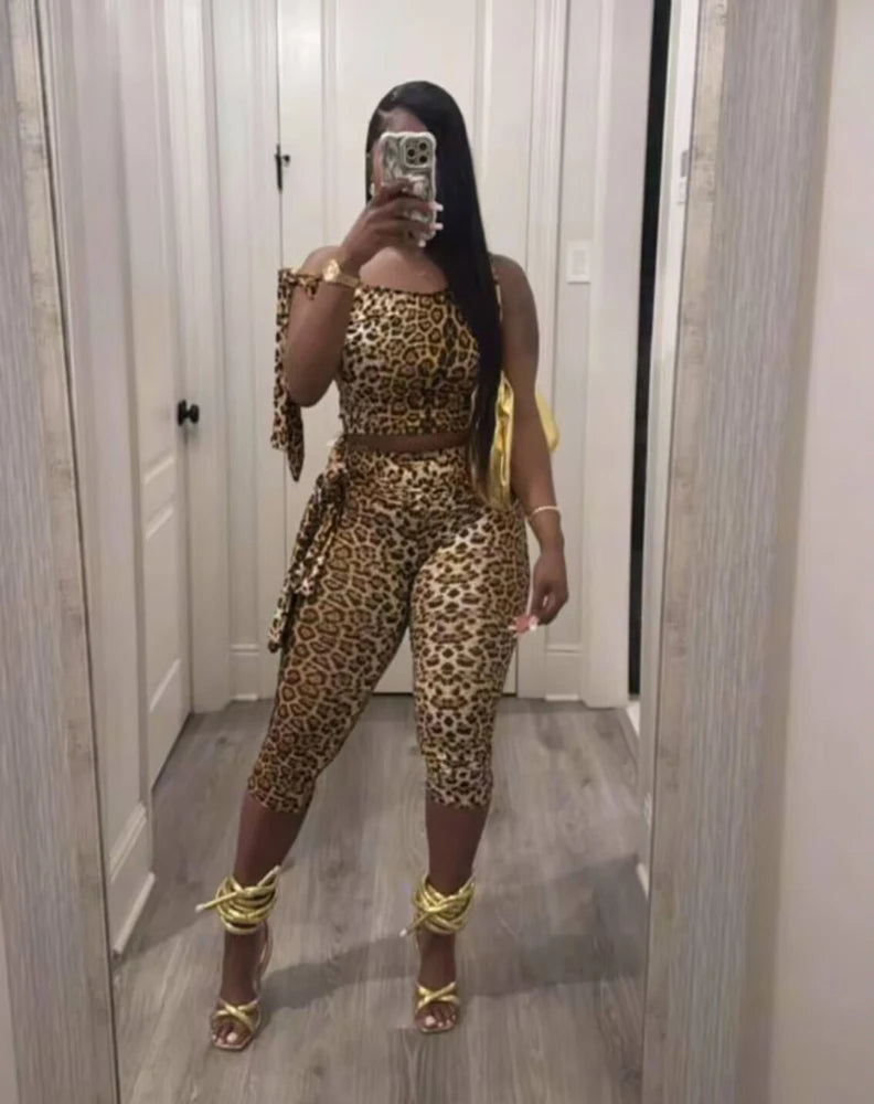 Leopard Print 2 Two Piece Set Women Outfit Sleeveless Crop Top and Shorts Sets 2025 Trendy Sexy Stretch Lace-Up Capri Pant Suit