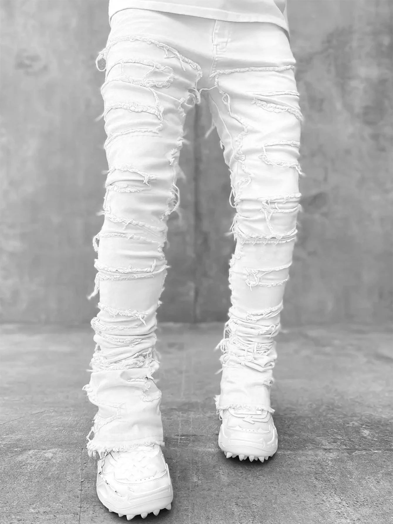 2024 New Premium Vintage Blue Stacked Jeans For Men Stretchy Raw Frayed Denim Destroyed Washed Patchworks Pants