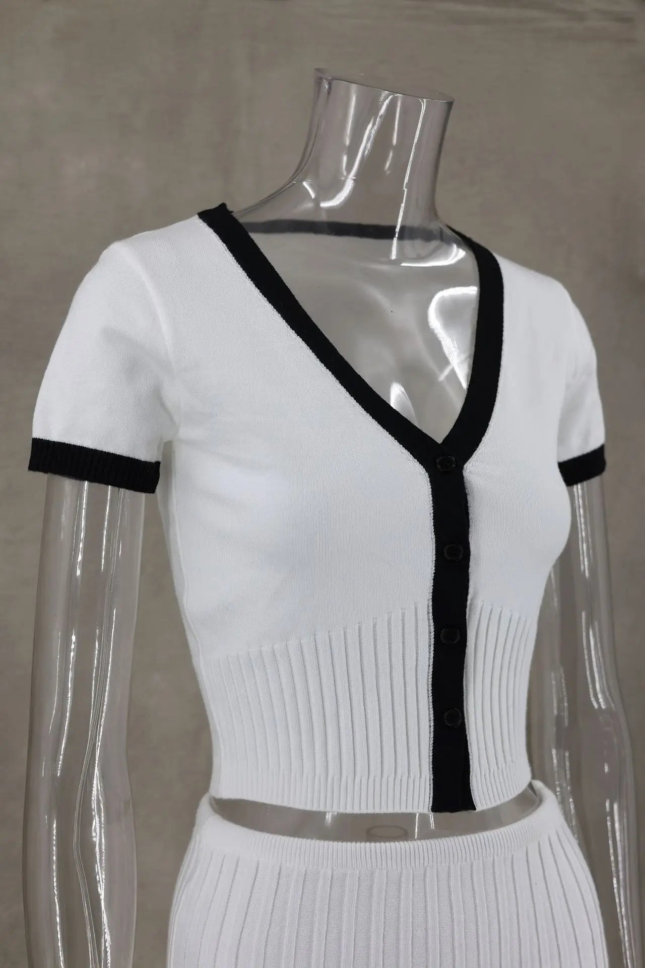 2024 Summer Women White long Skirt Suit Short Sleeve V-neck crop top pleated set elegant dress 2 piece skirt set Plus Size S-3XL