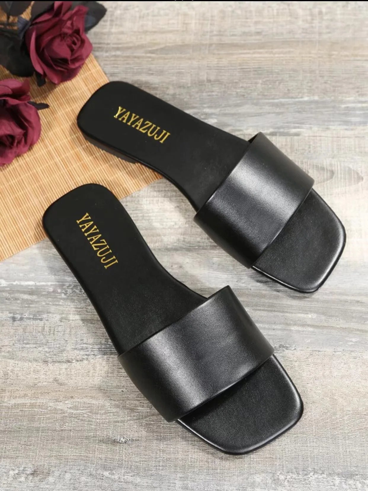 2025 New Summer Women Fashion Flat Street Slippers