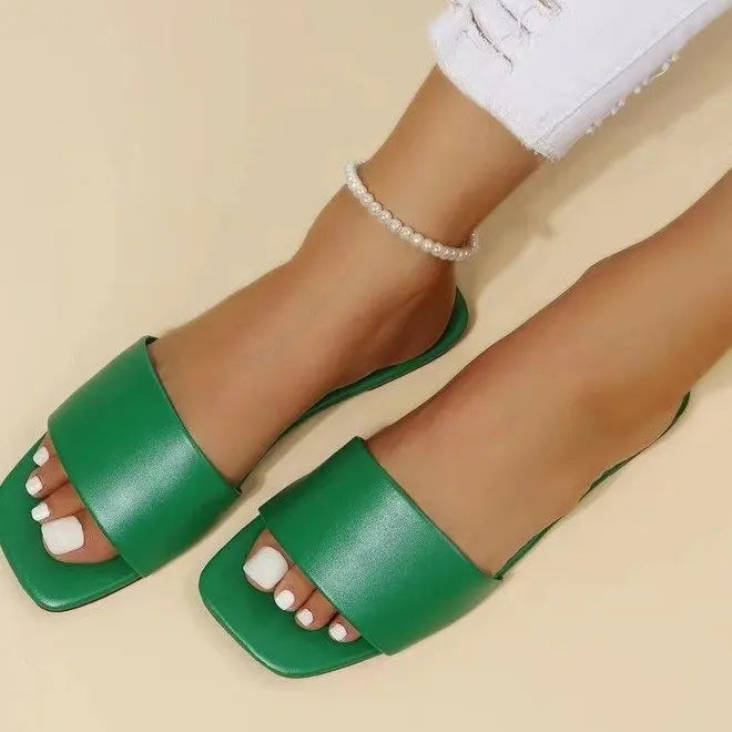 2025 New Summer Women Fashion Flat Street Slippers