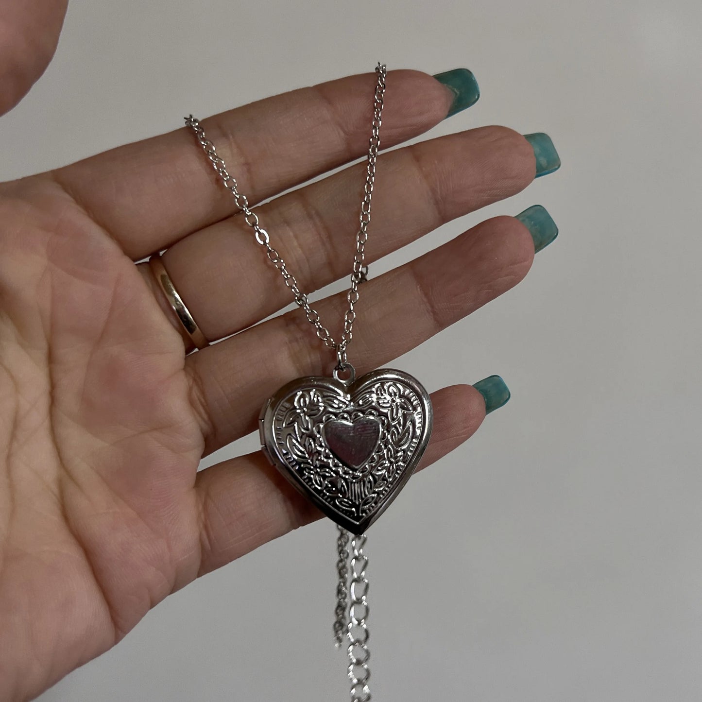 Women's Heart Locket Pendant Necklace Stainless Steel