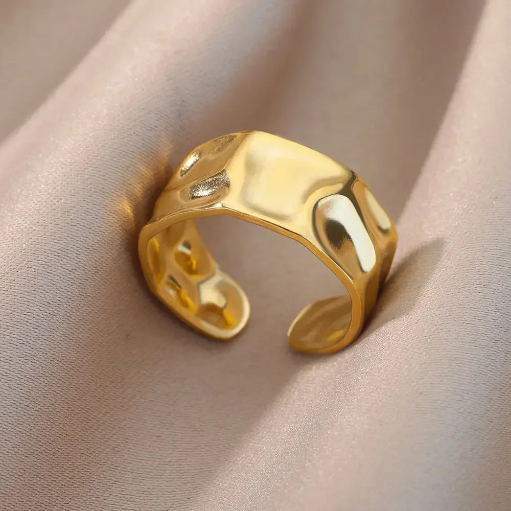 Women's Stainless Steel Heart Ring Gold Waterproof