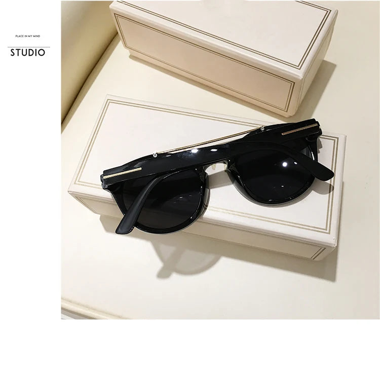 Trendy Retro Round Rivet Sunglasses Women 2025 Brand Double Bridge Shade Eyewear Colorful Lens Gray Yellow Frame Men Sun Glasses