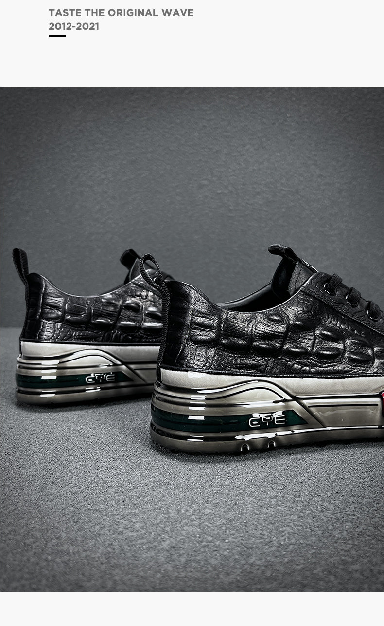 European Station Autumn and Winter Epoxy Crocodile Pattern Casual Board Shoes