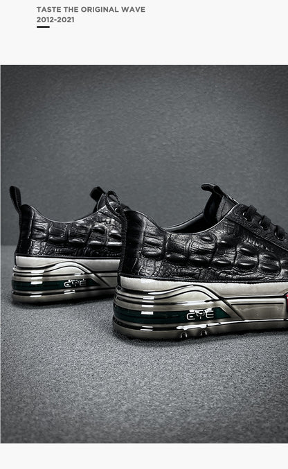 European Station Autumn and Winter Epoxy Crocodile Pattern Casual Board Shoes