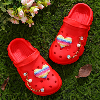 Casual girls clogs with heart decorations, quick-drying, lightweight and non-slip clogs, suitable for indoor and outdoor showers